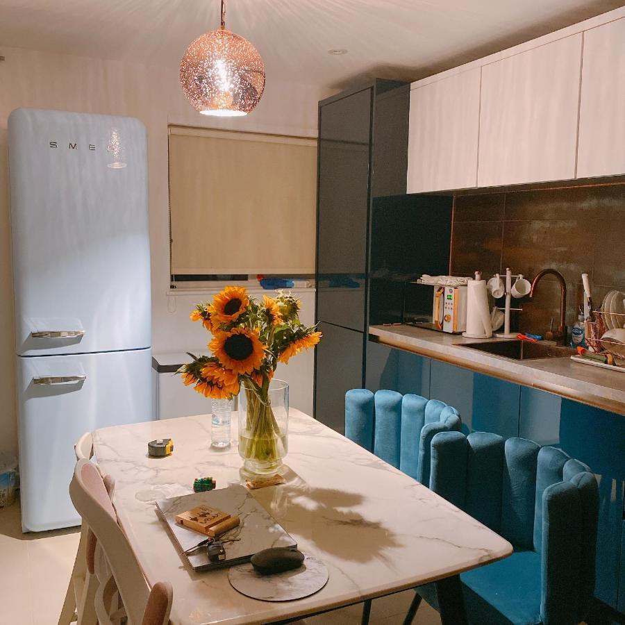 Monalychee Apartment Лондон Екстериор снимка